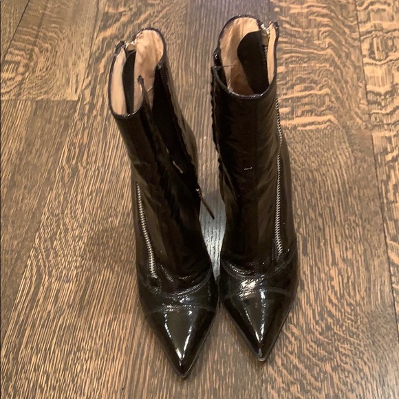 luciano padovan Shoes - Patent leather boots.